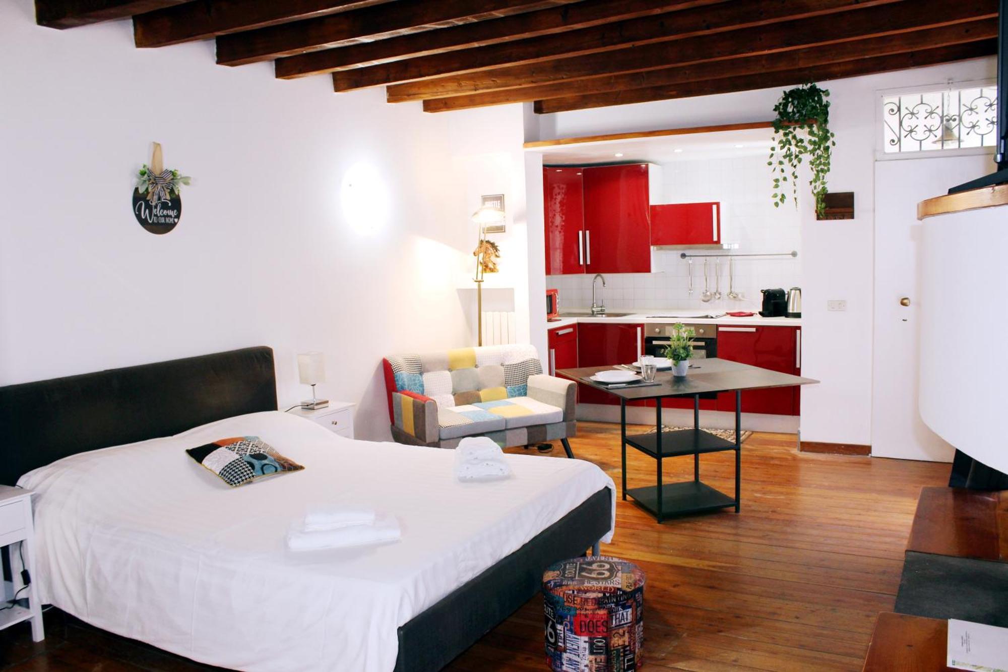 Hbhall Navigli 2 Apartment Milán Exteriér fotografie